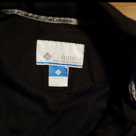 Men's Columbia Jacket. - Picture 3 of 4